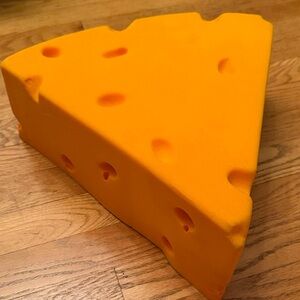 The Original Cheesehead by Foamation Cheese Wedge Foam Hat NEW! Packer fans!